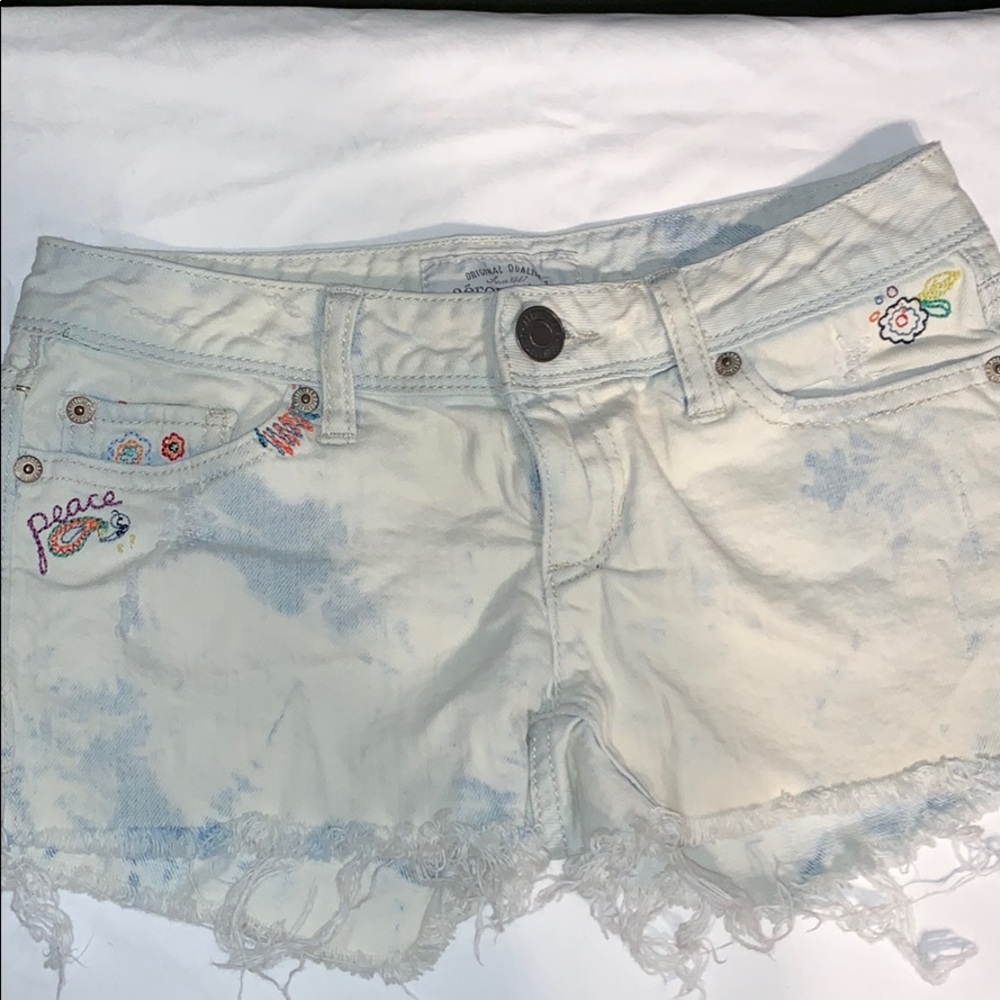 Distressed shorts
